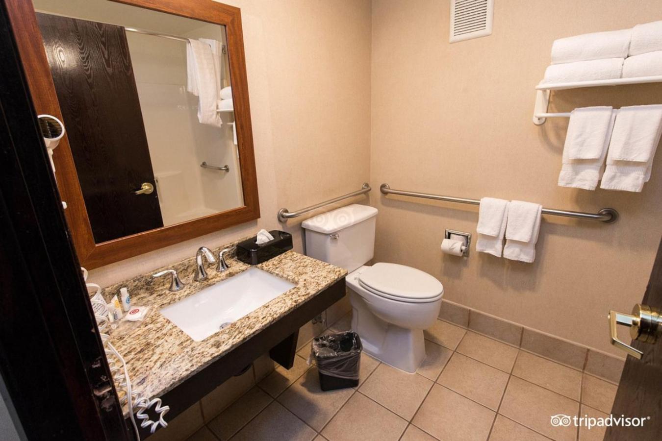 Hotel Wingate By Wyndham Anchorage Downtown - Ship Creek Esterno foto