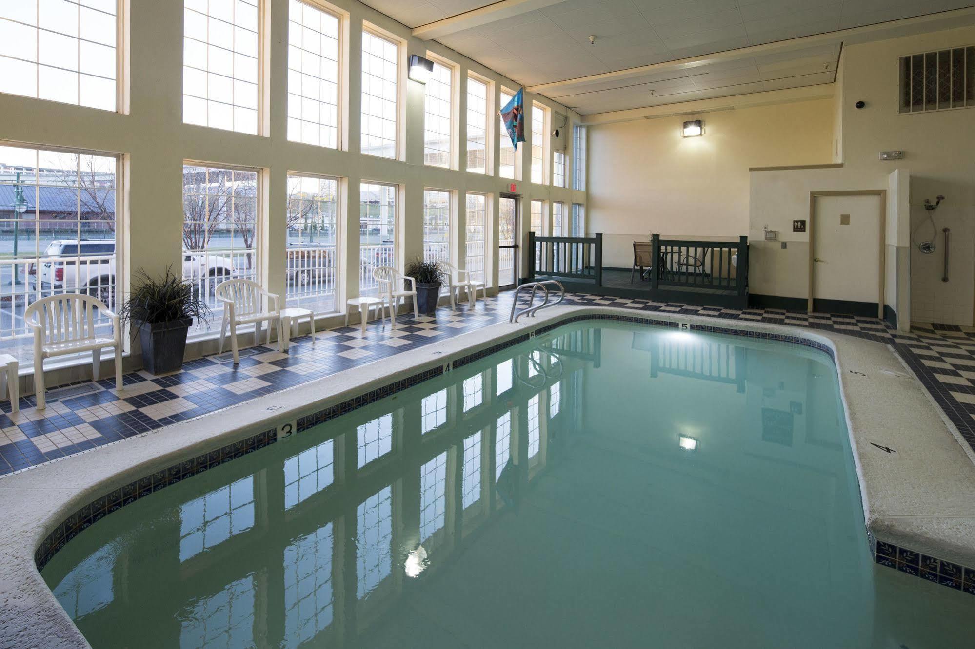 Hotel Wingate By Wyndham Anchorage Downtown - Ship Creek Esterno foto